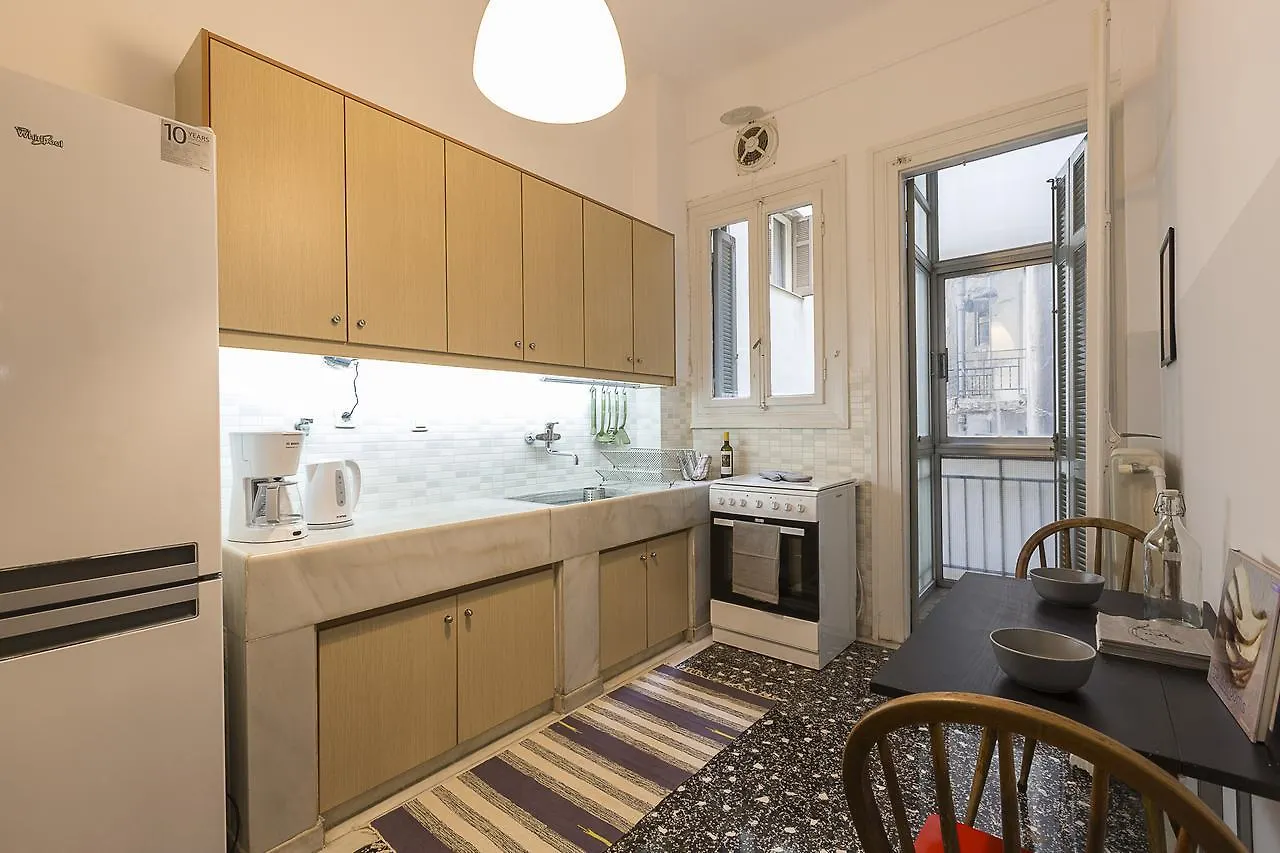 Authentic Retro Flat In City Center #Feelslikehome Tesalónica Grecia